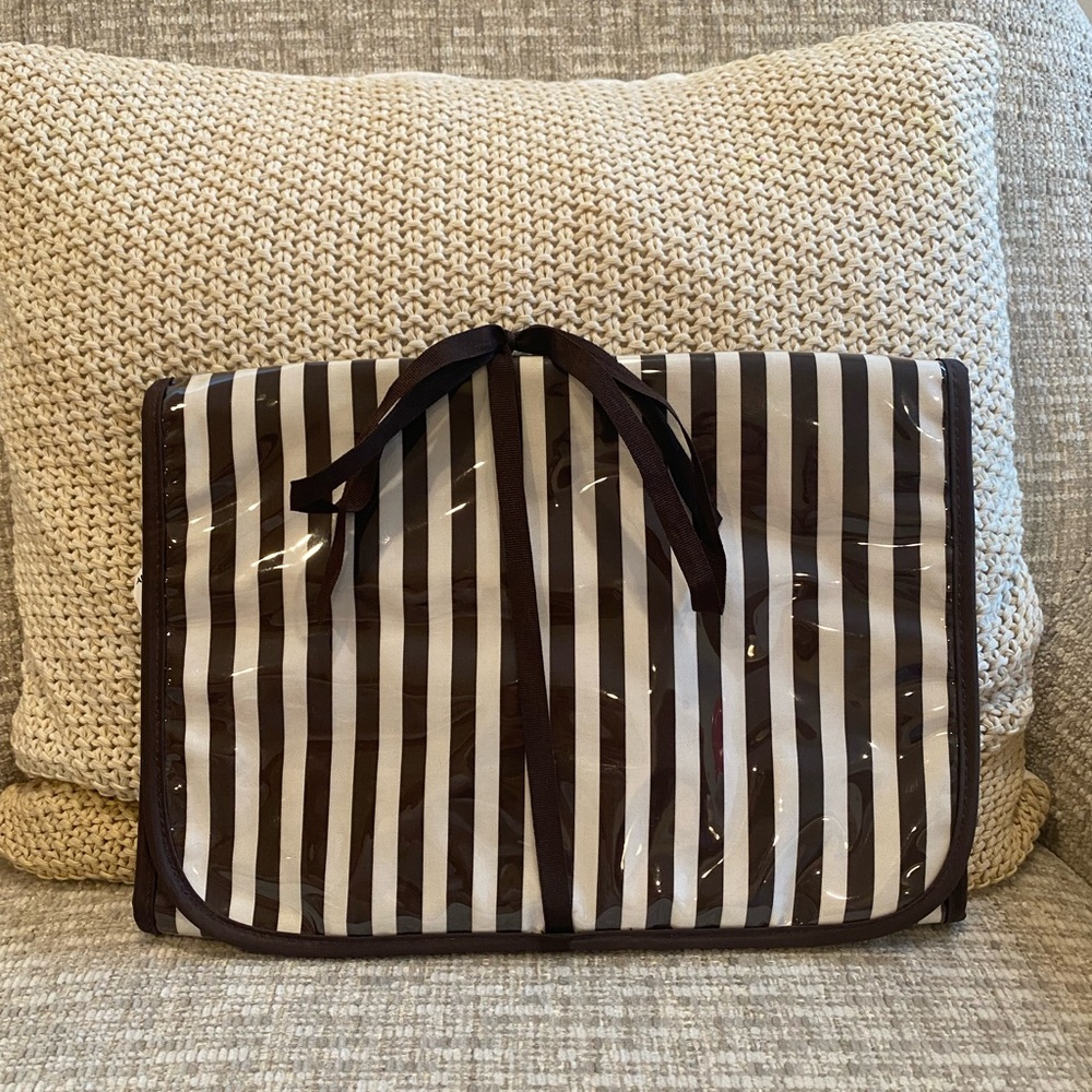 HENRI BENDEL ICONIC CHOCOLATE BROWN STRIPE Makeup Jewelry Travel bag NWOT 1895 - Picture 4 of 7